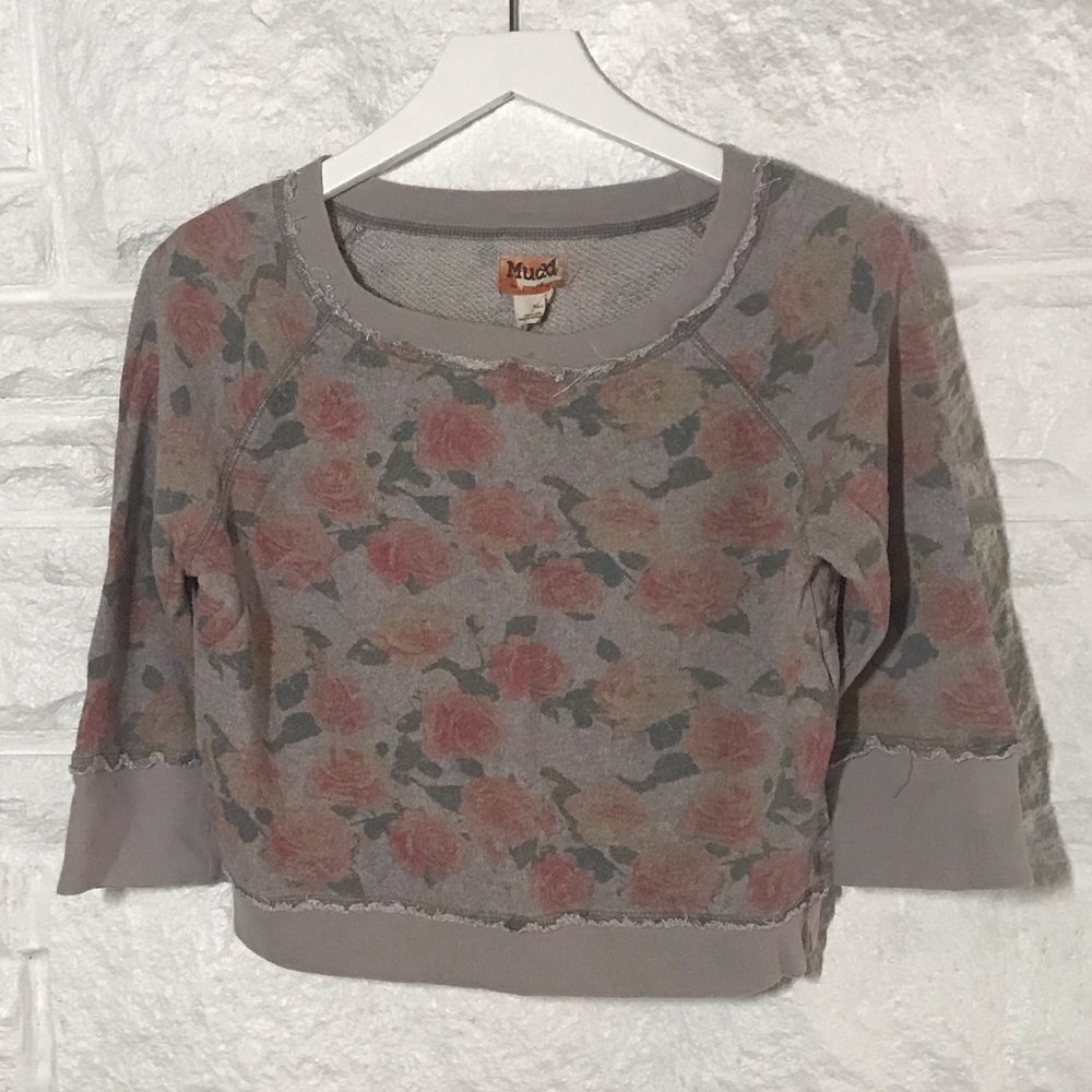 Cropped Kohl’s Sweatshirt